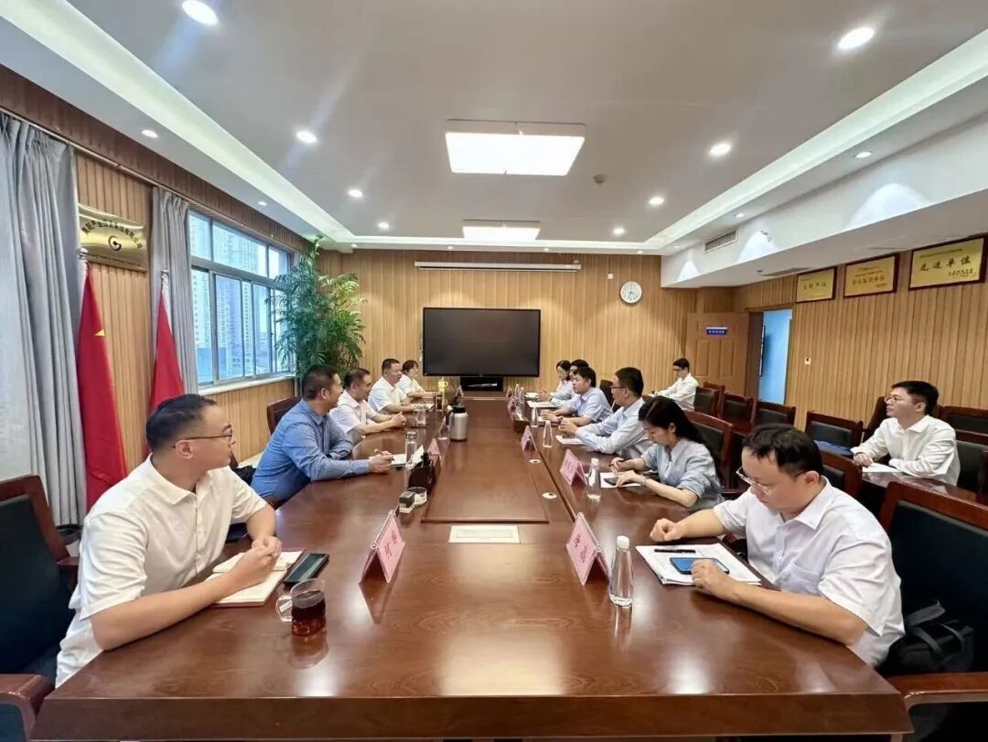多宝官方网页版产业投资集团与中国银行河南分行洽谈合作